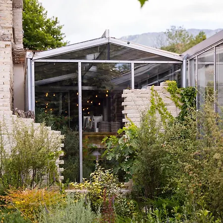 Kazerma E Cerenit מלון 3*