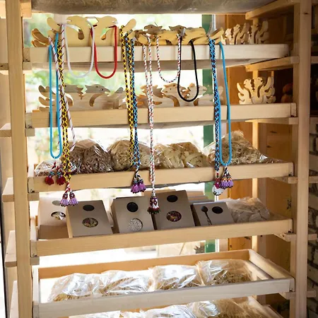 Kazerma E Cerenit מלון