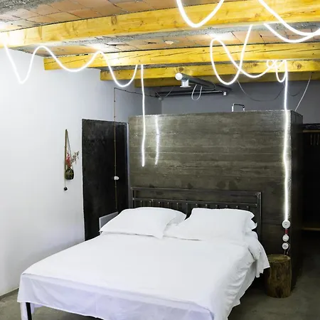 Otel Kazerma E Cerenit Surrel