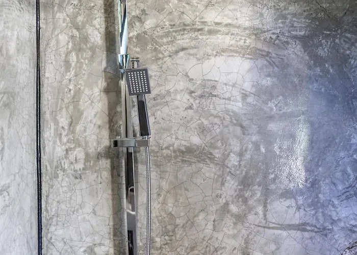 Hotel Kazerma E Cerenit