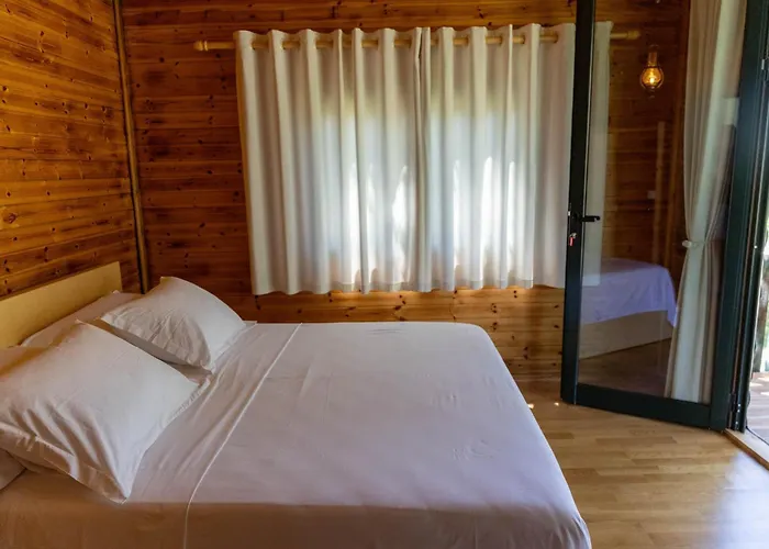 Hotel Kazerma E Cerenit