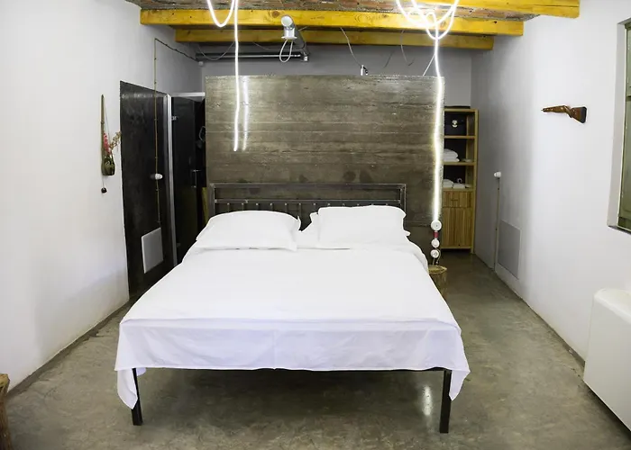 Hotel Kazerma E Cerenit