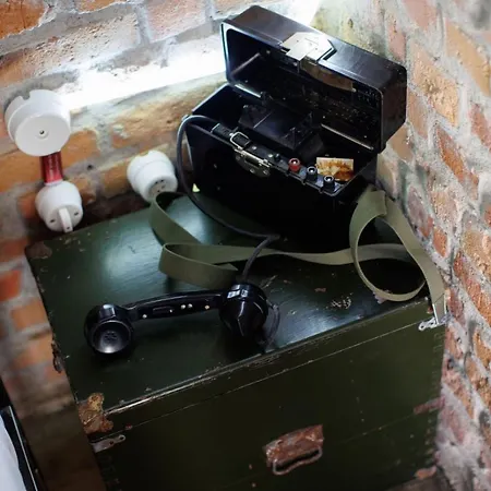 Kazerma E Cerenit Hotel Surrel