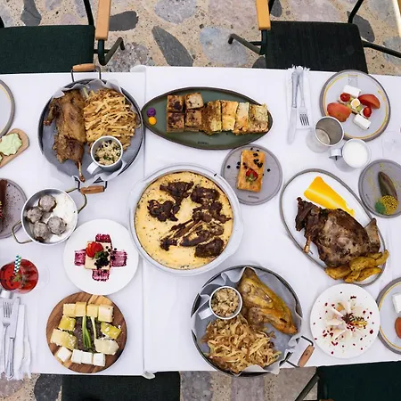 Kazerma E Cerenit Hotel