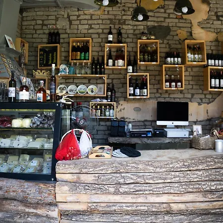 Kazerma E Cerenit Hotel Surrel