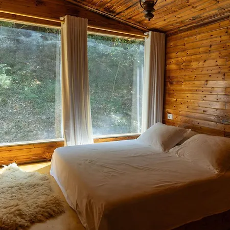 Kazerma E Cerenit 3* Surrel