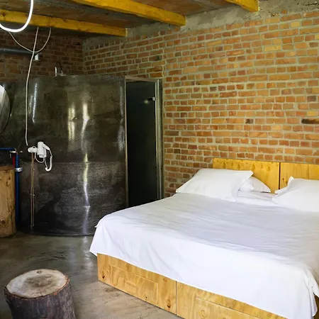 Kazerma E Cerenit Hotel