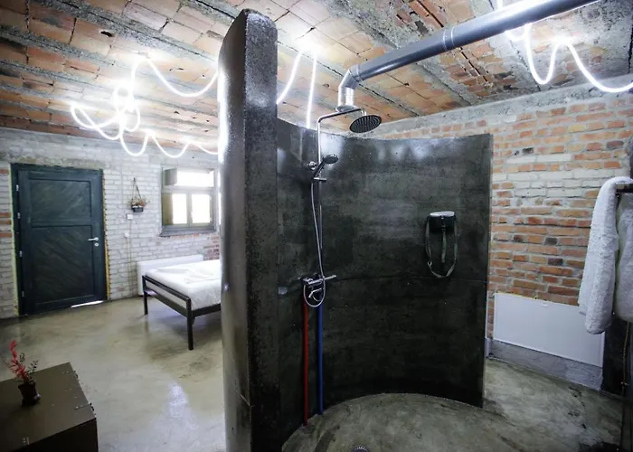 Hotel Kazerma E Cerenit