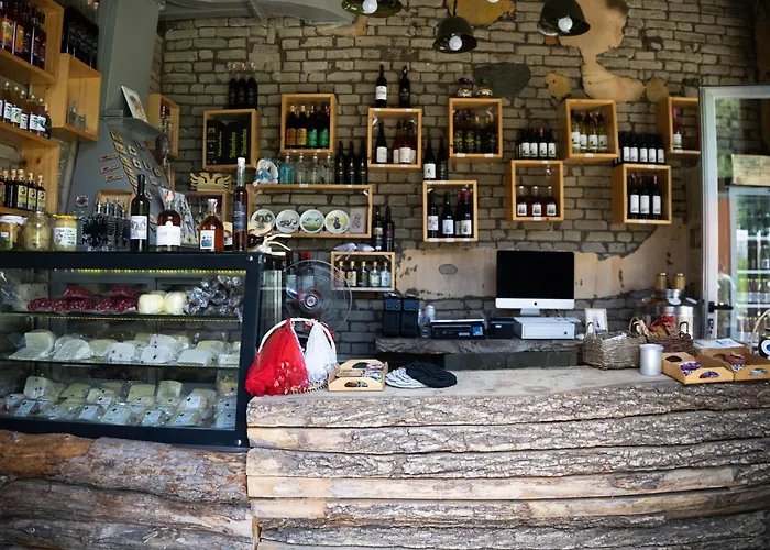 Kazerma E Cerenit Hotel Surrel