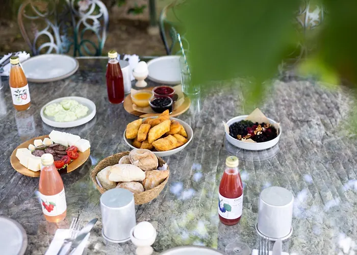 Hotel Kazerma E Cerenit