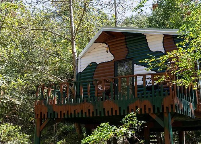 Kazerma E Cerenit Hotel Surrel