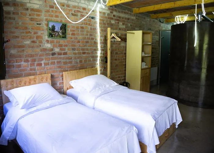 Hotel Kazerma E Cerenit 3*